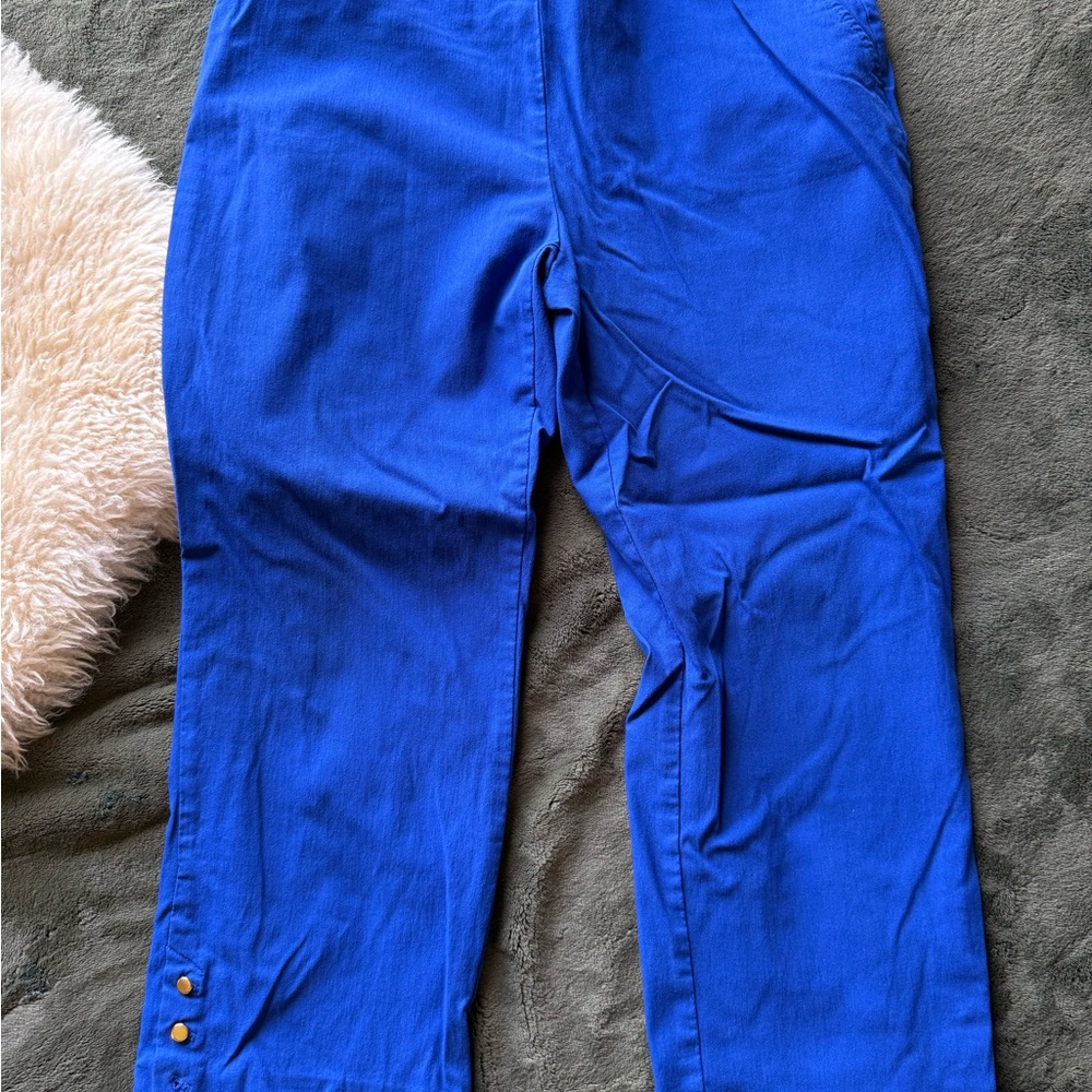 Attyre Blue Chinos Classic Straight-Leg Design